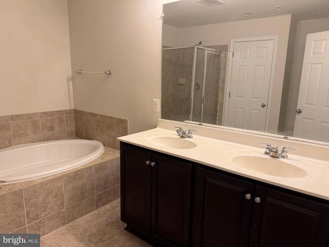 Building Photo - 25549 Feltre Terrace