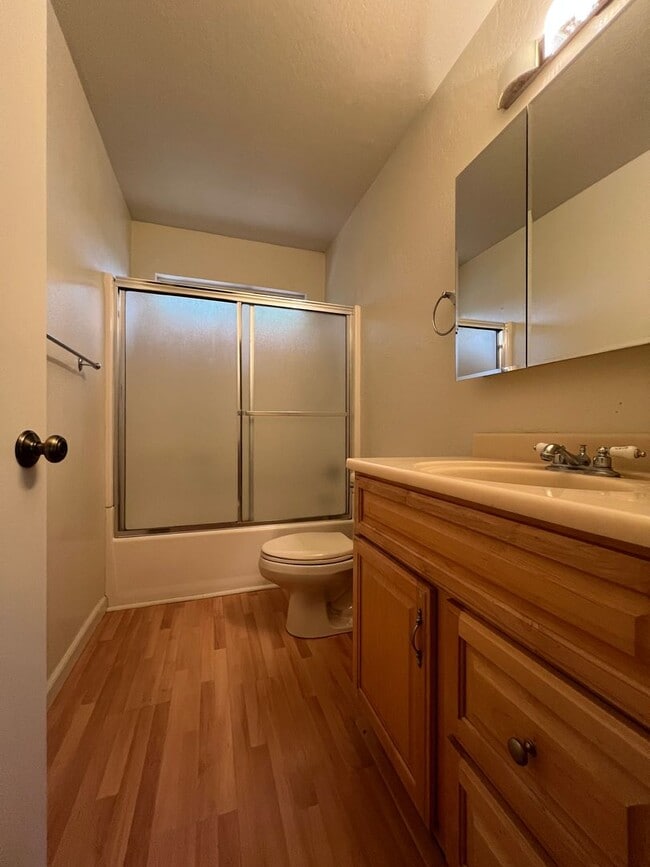 Building Photo - Charming 2 Story Soquel Condo