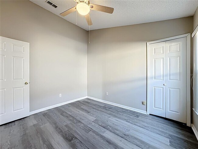 Building Photo - 13642 Emeraldview Dr