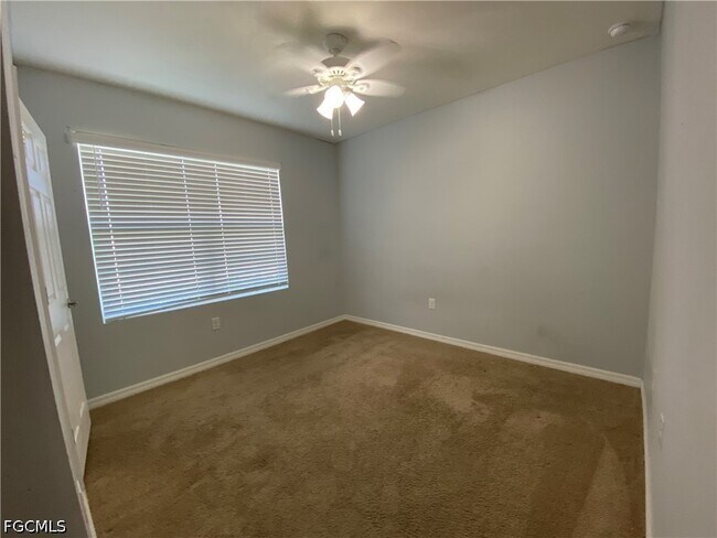 Building Photo - 3425 Cancun Ct