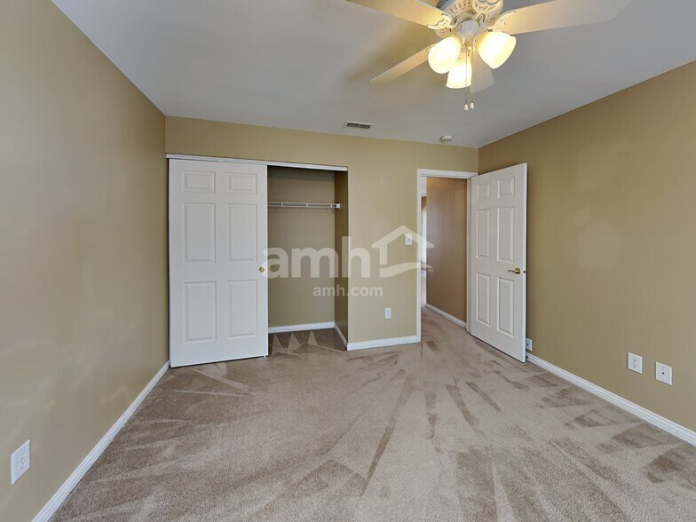Building Photo - 1159 Fiesta Dr