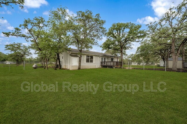 Building Photo - 153 Oak Valley Dr