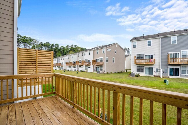 Building Photo - 2804 Austin Fls Sta