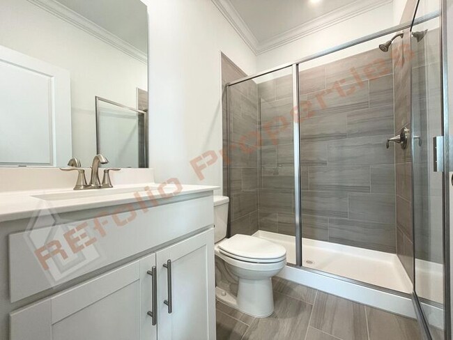 Building Photo - Beautiful Brand New 4 Bedroom, 3 Bathroom ...