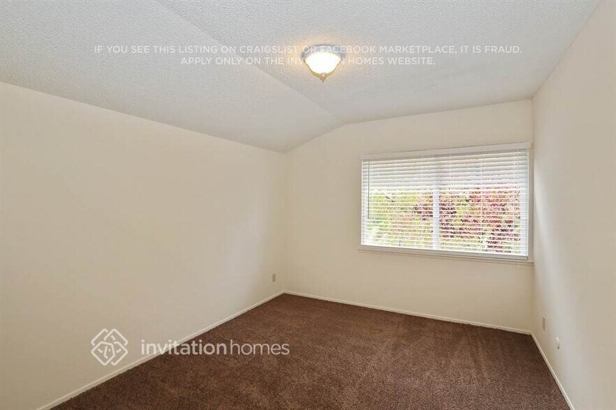 Building Photo - 43 Garthe Ct