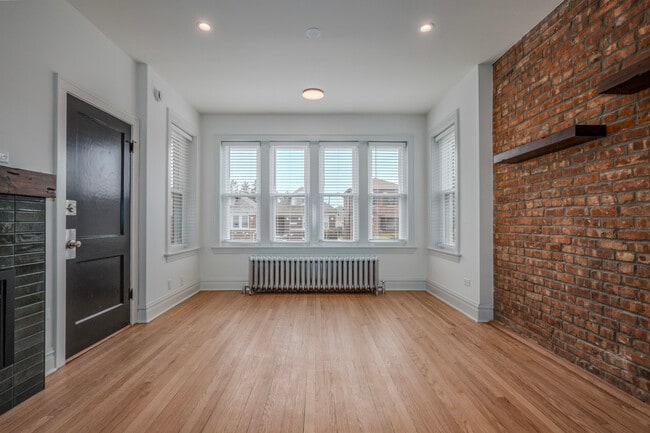 Building Photo - 7236 S Fairfield Ave