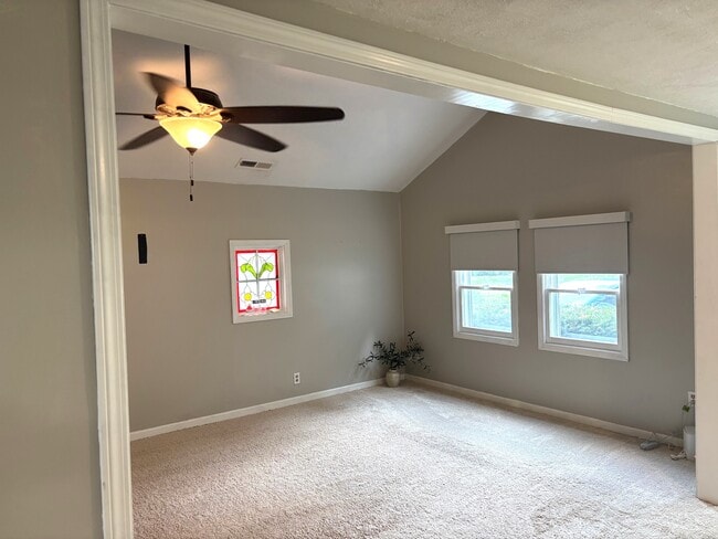 Building Photo - 2325 Durham Dr
