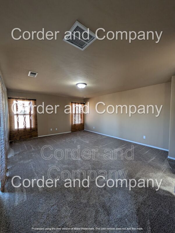 Building Photo - 940 Sellers Dr NE