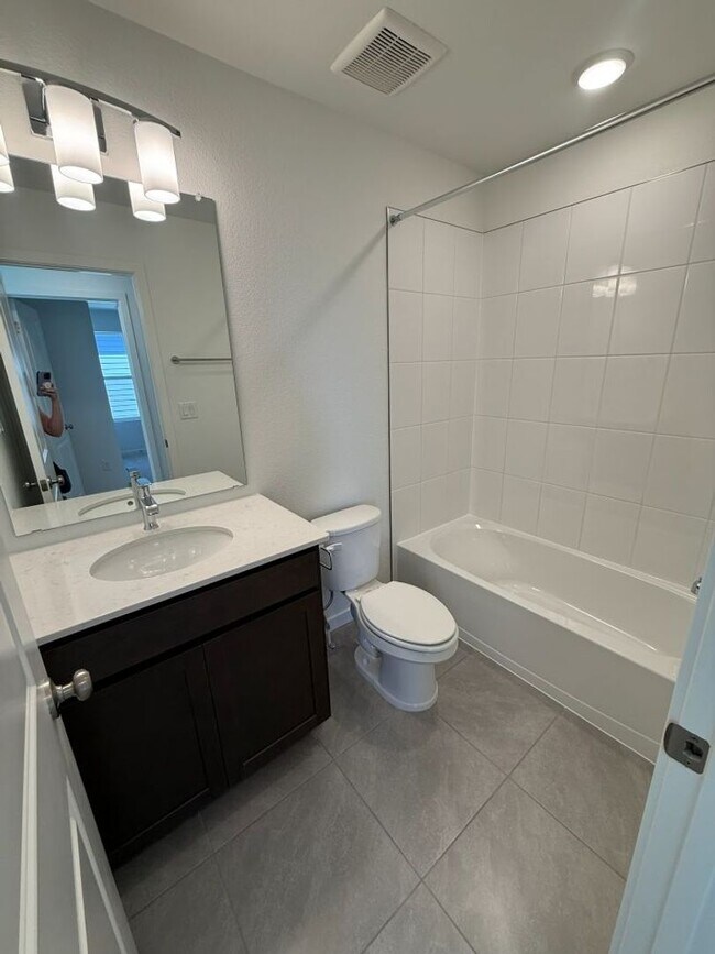 Building Photo - 6326 Laud Pt