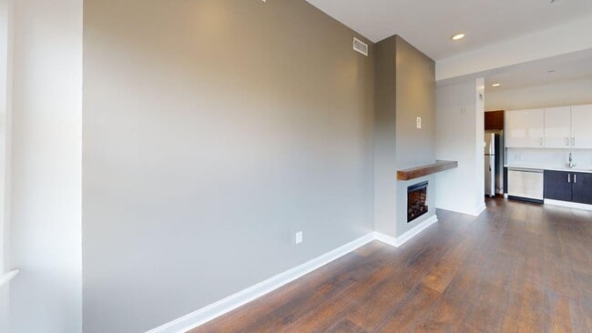 Floorplan - Ten Front