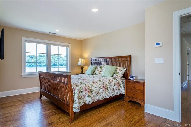 Building Photo - 164 N Lake Shore Dr