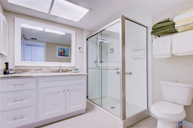 Building Photo - 10216 Regal Dr