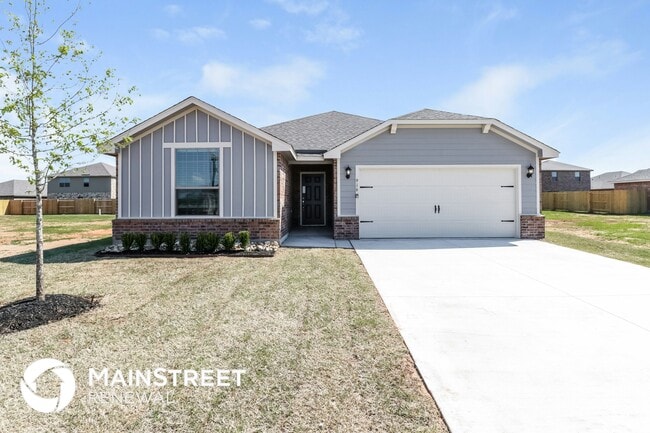 Building Photo - 916 NW 6th St