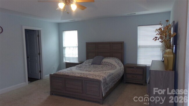 Building Photo - 10418 Glenmeade Rd