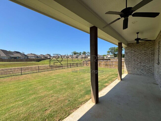 Building Photo - 203 Baleigh Dr