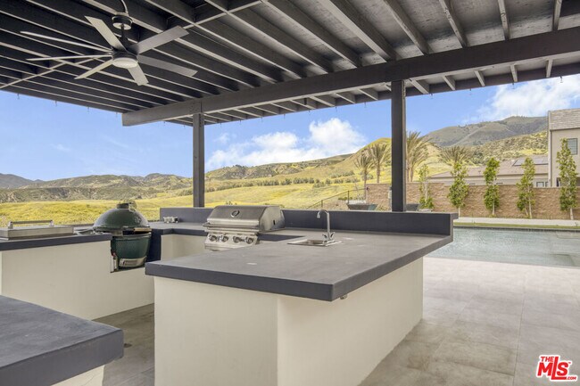 Building Photo - 12509 Saddle Ct