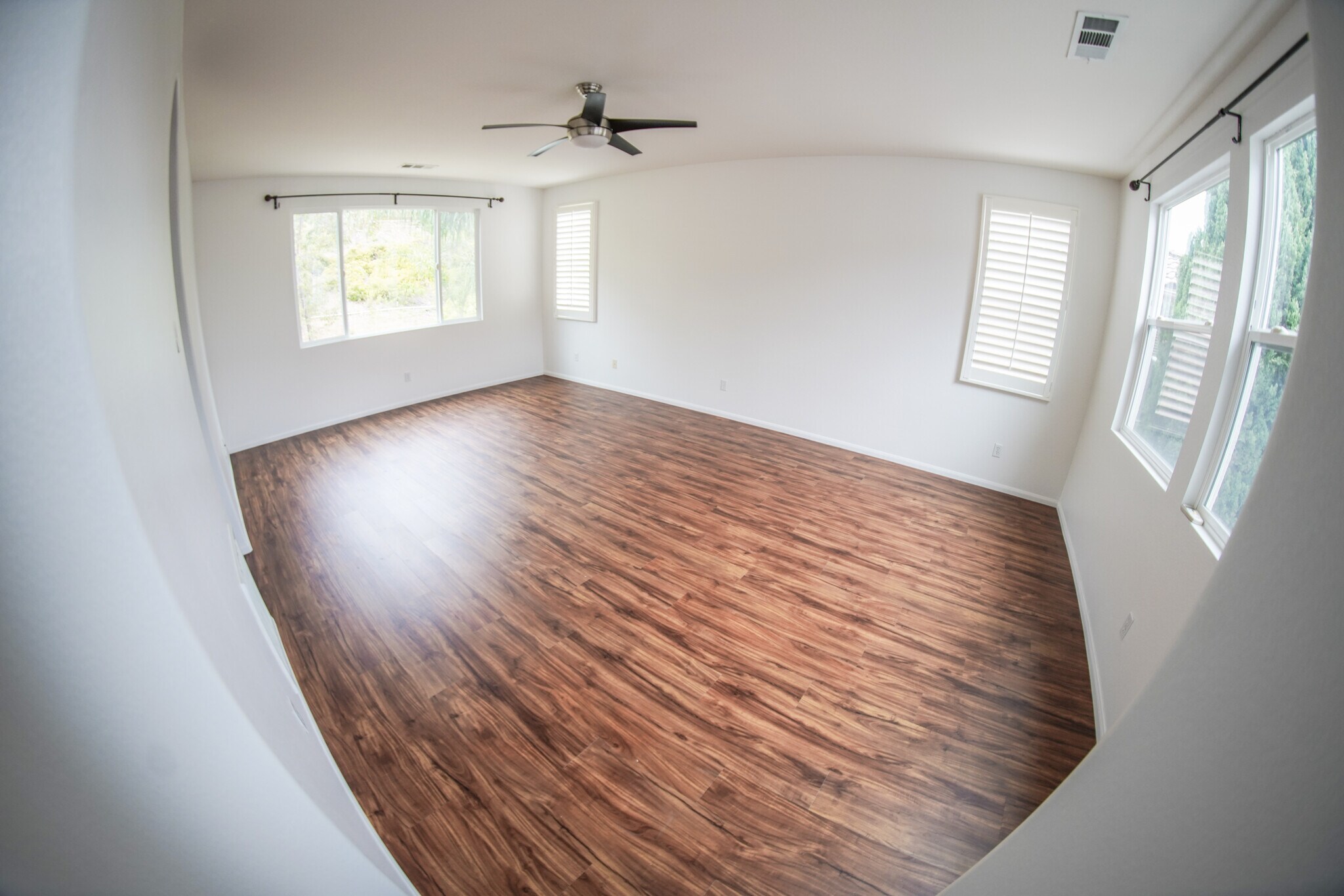 master bedroom - 1882 Shadetree Dr