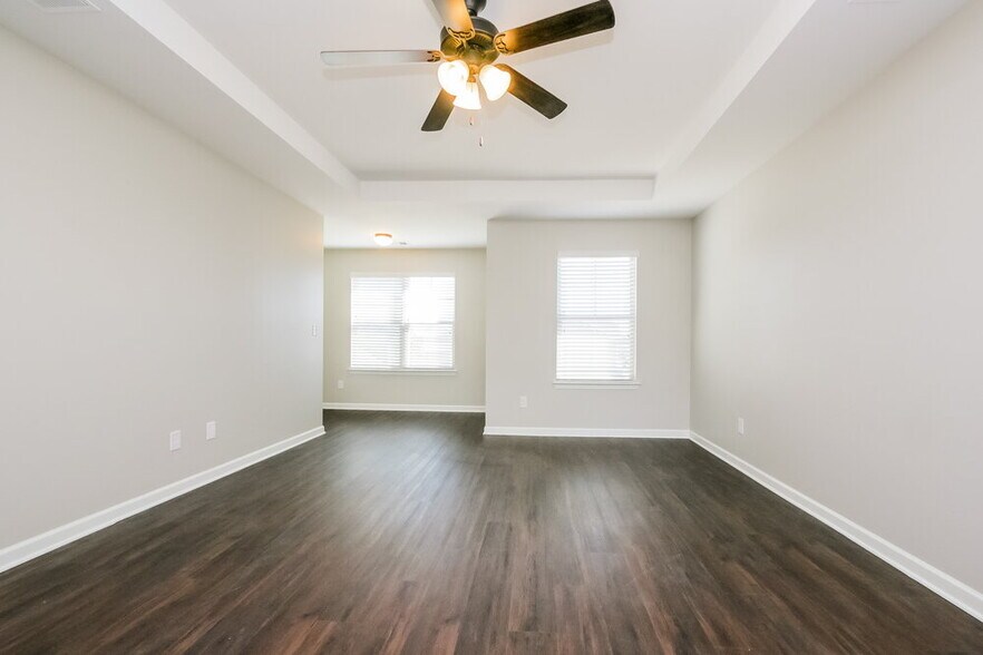 Building Photo - 11103 Wind Ridge Dr