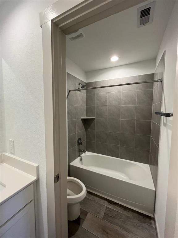 Building Photo - 1803 Sandy Trail Ln