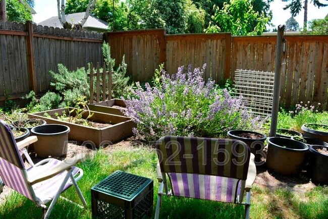 Building Photo - 3958 N Albina Ave