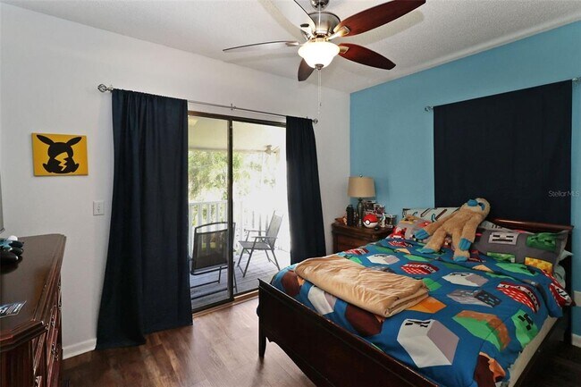 Building Photo - 18423 Swan Lake Dr