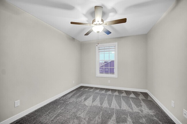 Building Photo - 2111 Easton Park Dr