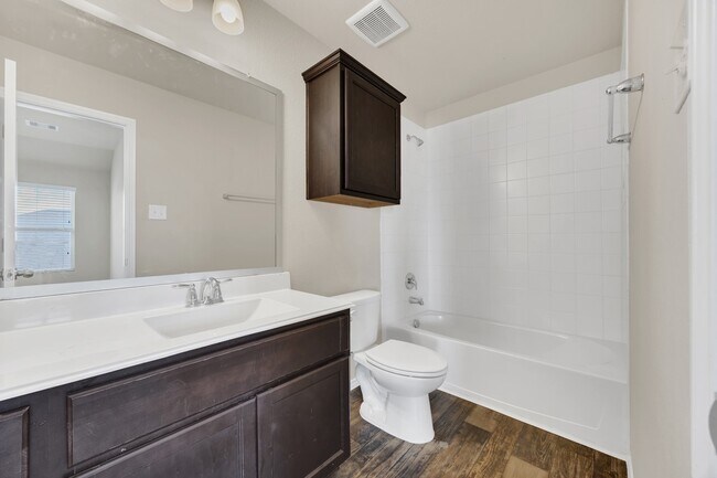 Building Photo - 5227 Victoria Lndg Trl