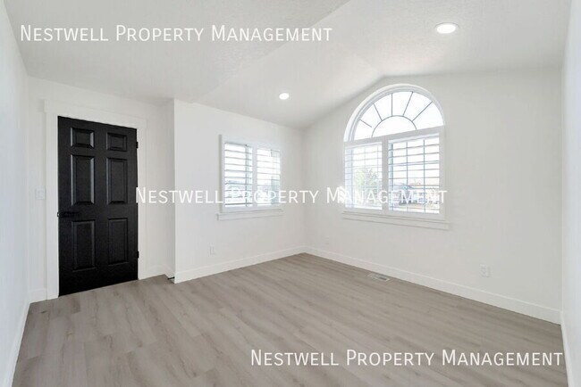 Building Photo - 353 Redberry Rd