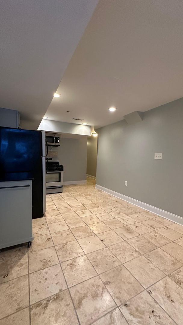 Building Photo - 1402 Willington St