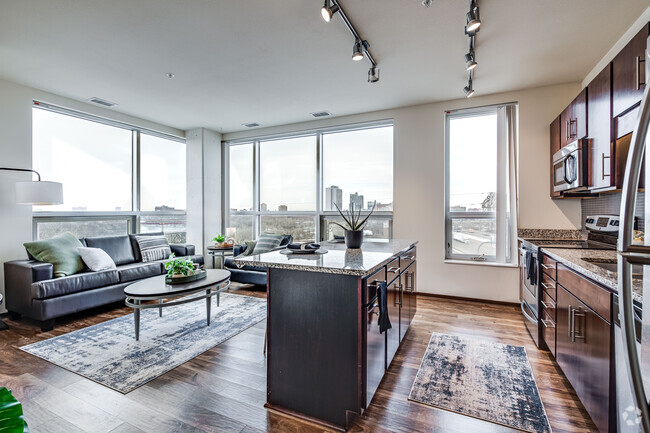 2BR, 2BA - 954SF - The Bridges Dinkytown