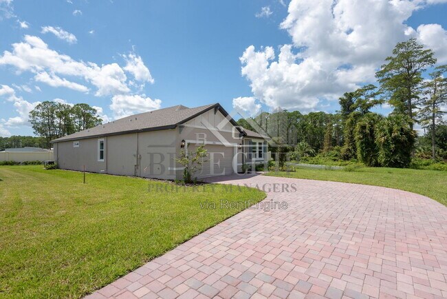Building Photo - 1000 British Cir