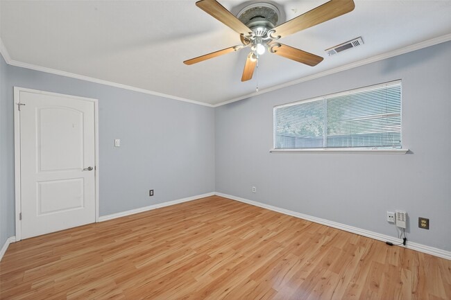 Building Photo - 16419 Cairnway Dr