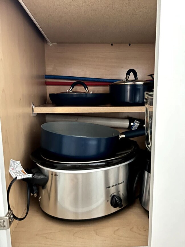 Building Photo - 27385 Park Ct