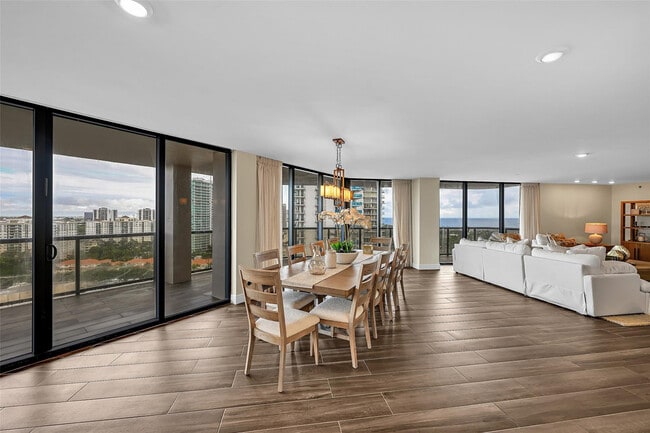 Building Photo - 19667 Turnberry Way