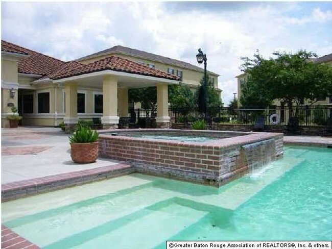 Building Photo - FURNISHED OR UNFURNISHED 3BR/2BA CONDO IN ...