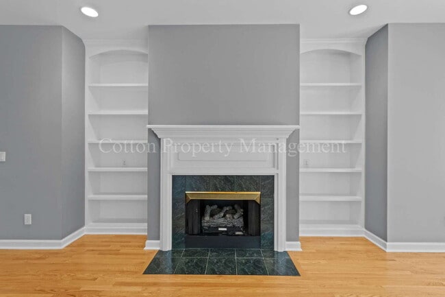 Building Photo - 4728 Wedgefield Dr