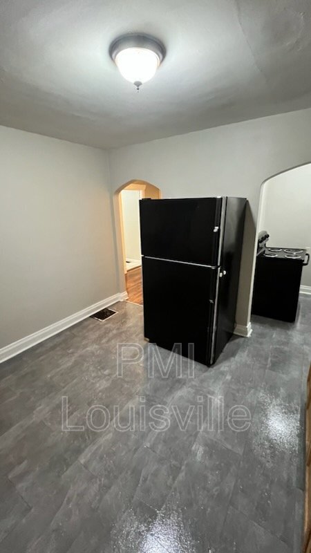 Building Photo - 1522 Clara Ave