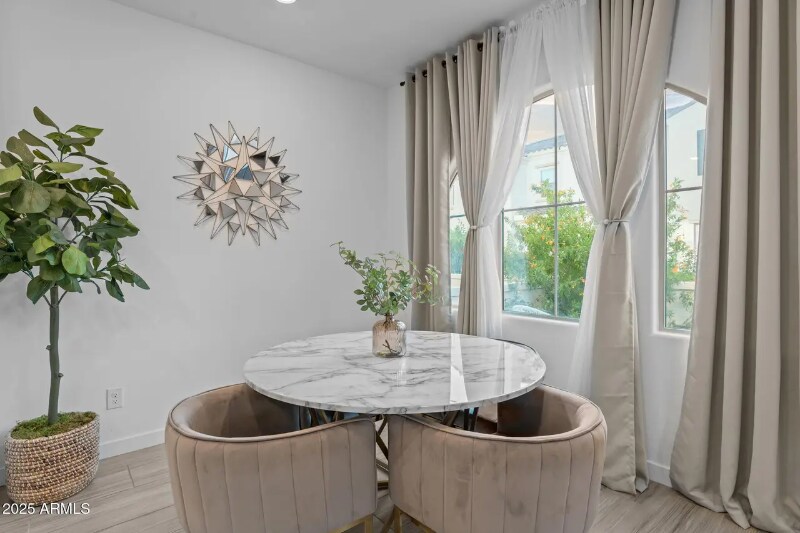 Building Photo - 4077 S Sabrina Dr