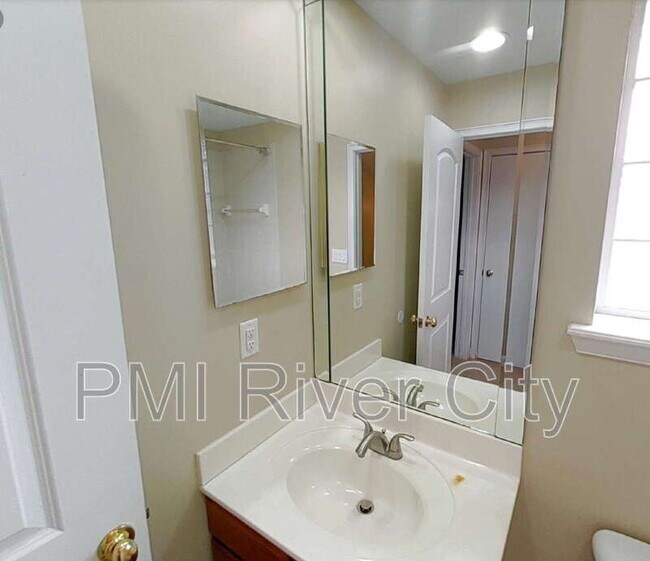 Building Photo - 6312 Courtney Crest Ln