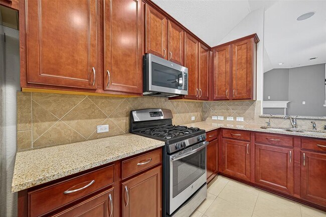 Building Photo - 18214 Almond Place Lane