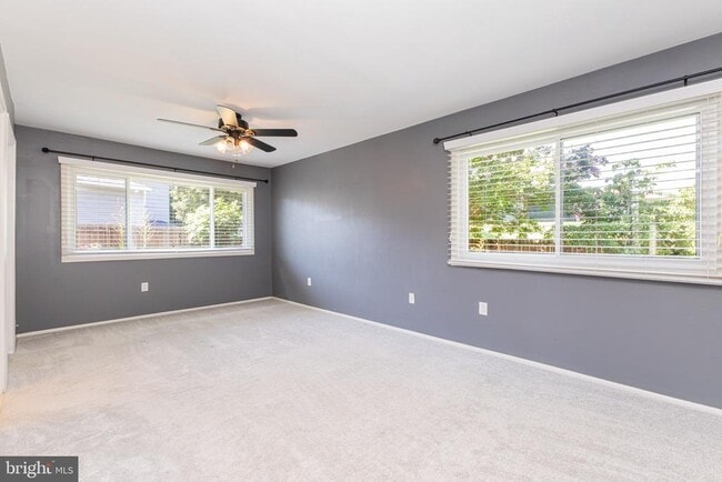 Building Photo - 246 Avondale Dr