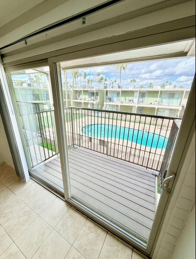 Building Photo - SAGO GARDENS