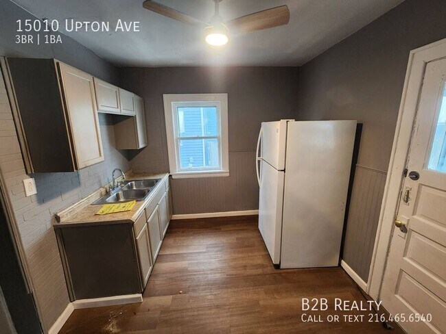 Building Photo - 15010 Upton Ave