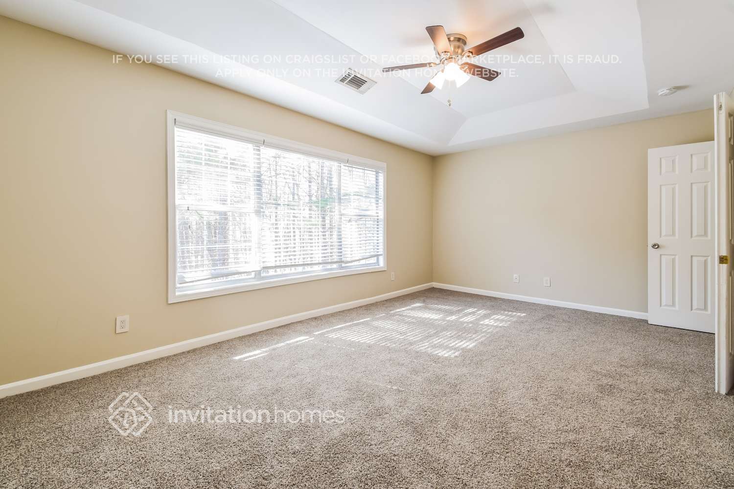 Building Photo - 169 Stoneforest Dr