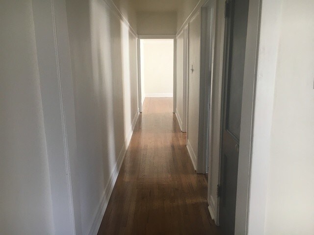 Building Photo - 5027 W Washington Blvd