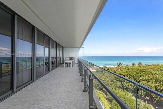Building Photo - 8701 Collins Ave
