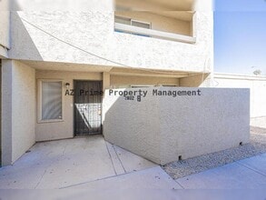 Building Photo - 2802 N 43rd Ave