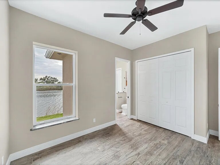 Building Photo - 13329 Longville Ave