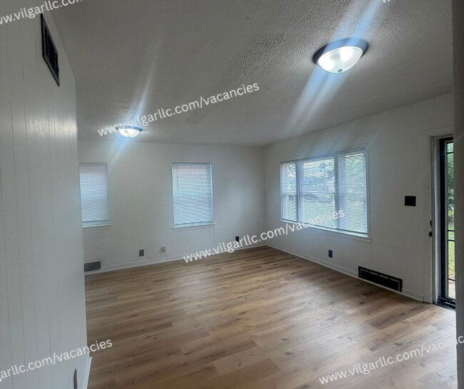 Building Photo - 3449 Johnson St