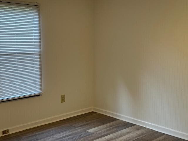 Building Photo - 635 Plaza Dr